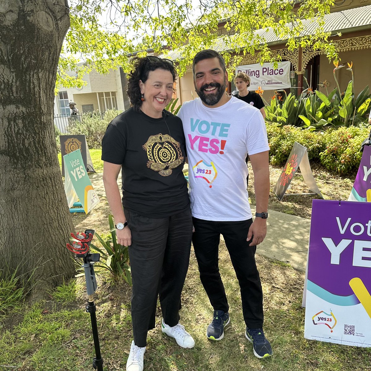 Stunning day to start off early voting in Victoria. Voters at the booth were hopeful this referendum would see us listen to First Nations Australians, and decide to do something different to finally get better results in areas such as education and health.