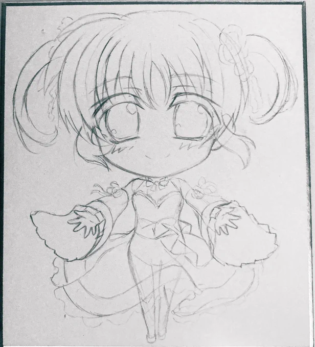 デフォルメで今回のリリカルストア
衣装のなのはちゃん描き始めてますが
今回むず過ぎるw

ちゃんとグッズとかで衣装見てからじゃ
無いと他の子描くの大変ですわε-('∀`; ) 