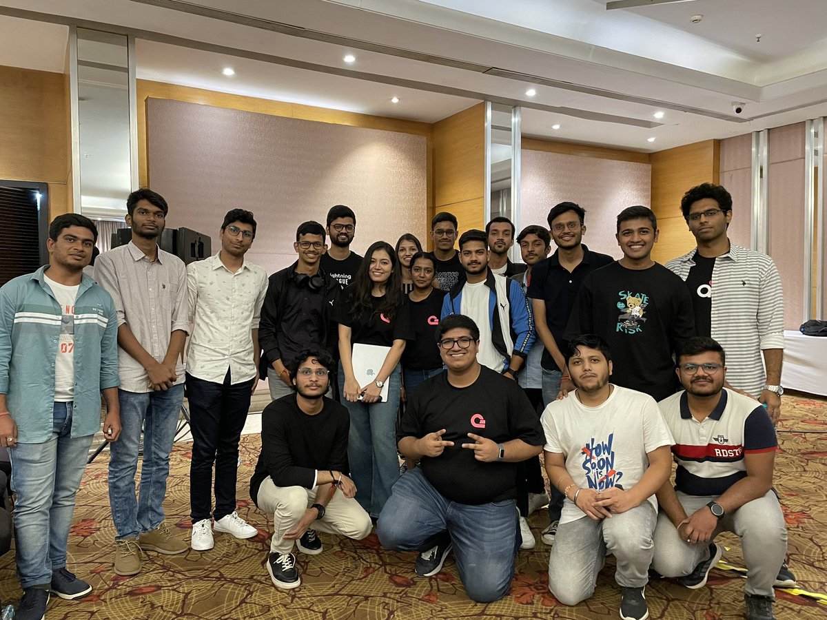 shreyan4055's tweet photo. Yesterday we had an opportunity to meet some of the exceptional individuals in the developer community who contribute a lot in public speaking and community building...

@adityaoberai @khushbooverma_ @HaimantikaM @mvkaran 
#HFKickoffBLR 
#hacktoberfest2023 
#Hacktoberfest https://t.co/xU4ApKXGP9