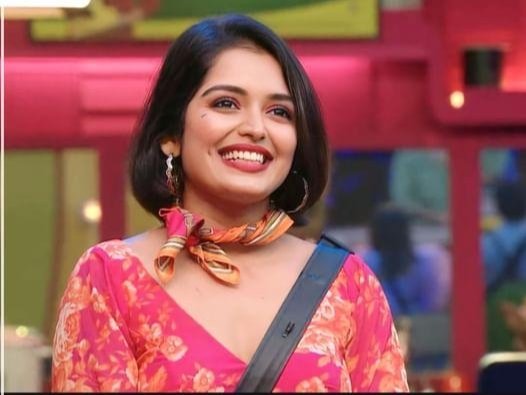 navya_shivpari's tweet photo. Thank you so much each and everyone for your love and support for @PriyankaJain7 
Keep supporting her like this❤️
.
.
.
#priyankajain #bigboss7telugu #bigbosstelugu7 #parians #priyankajainfanclub #shivpari #ladyfighterpriyankajain #wesupportyoupriyanka https://t.co/uFnoKfQ44j