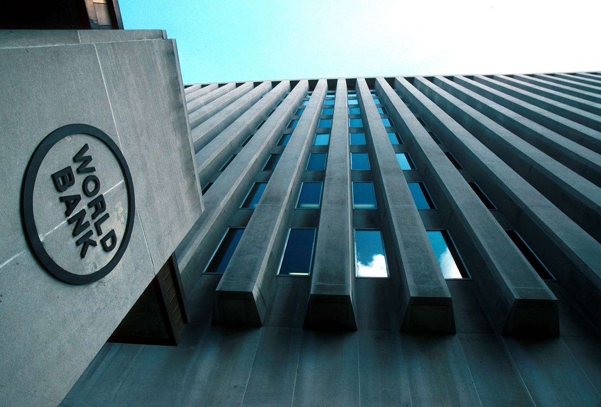 pakco_updates's tweet photo. #2ndOct
2. #Islamabad emerged as the top borrower of @WBG_IDA, securing $2.3Bn in funding out of its $10.1Bn allocation for #SouthAsia, @WorldBank said in a report.
#IDA is the world’s largest multilateral source of concessional financing who offers development loans.
#Pakistan https://t.co/mYQNifPSGC