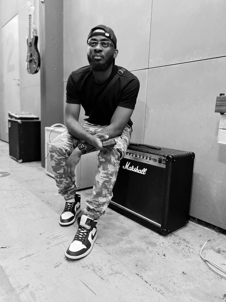 8notes_'s tweet image. Lurking around doing audible things!
#MixedBy8notes