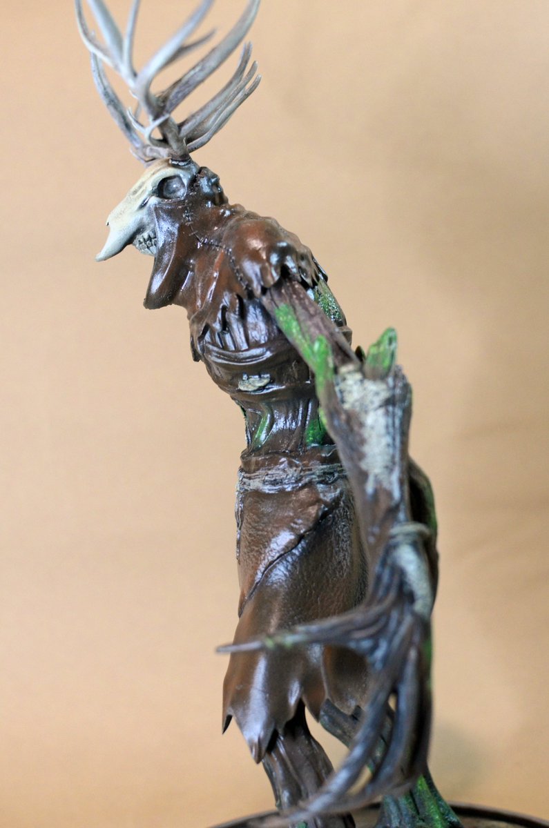 AMJ_LonelyWolf's tweet photo. This Witcher Leshi was 3D modeled and printed by me for my Diploma!
I first printed it in FDM but this exact one from the photo was printed with resin on my old trusty Saturn!
.
#ELEGOODAY #TransformNow #3dprinting #witcher #diy #diploma https://t.co/Aou7vhDkFP