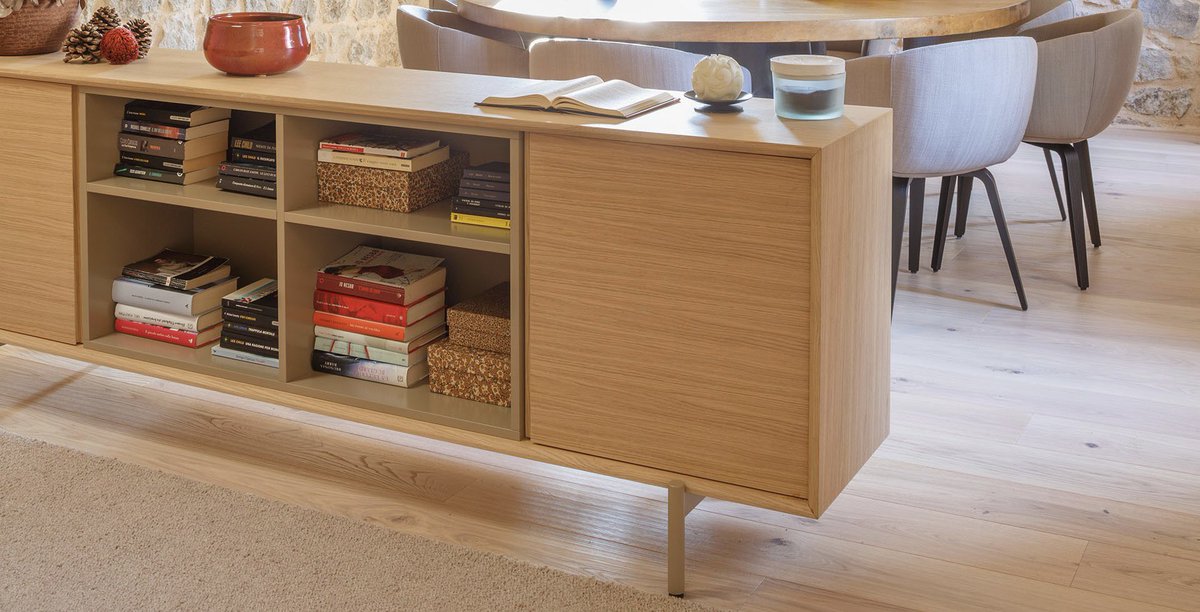 Lomuarredi's tweet photo. Ready to level up your storage game? The #TrueDesign Blade cabinet is not just any ordinary cabinet. It's a hidden truth, an unspoken reality - it's the ultimate combination of style and function. 
Shop it now on https://t.co/y6YrU0m1HY
#furnituredesign #furniture #lomuarredi https://t.co/Dtxq4vB1i1