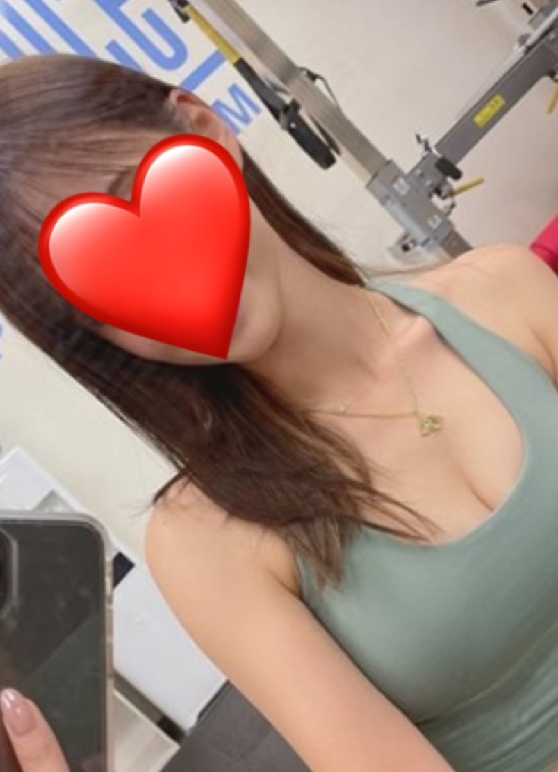 Shinyoko_Lux's tweet photo. 本日未経験新人デビュー♪
なんだか最近スッキリしないな・・・。そんな時は!!溜まった疲れを取り除きませんか?
オ��ルハンドトリートメントの施術で身体の疲れを癒しつつ、美女と2人きりの空間でドキドキ★ワクワクを存分にご堪���下さい♪♪TEL:070-4037-1000 https://t.co/6N4qr0iM6p