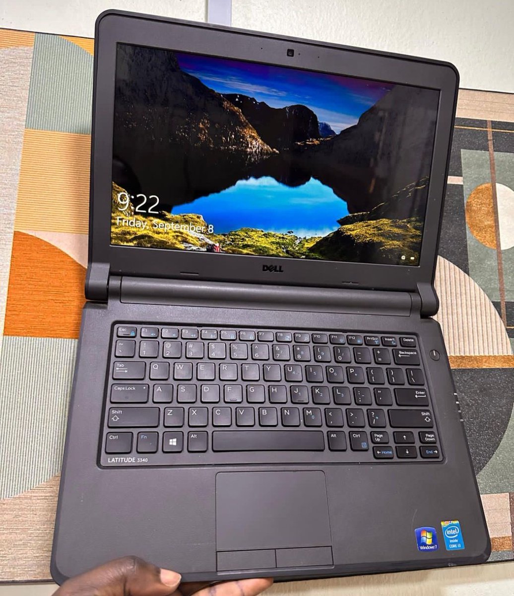 KENITECH1's tweet photo. Dell Latitude 3340 Blue trim 
4GB Ram, 500GB HDD
Intel Core i3@1.7/2.3GHz
13.3 screen size 
4th Gen processor
6 to 7 hours battery on movie
110k https://t.co/2sILUAW0HY