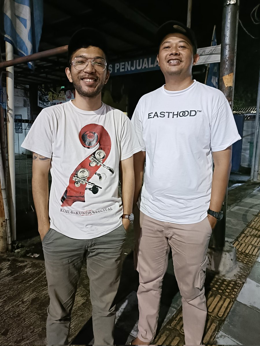 andihato's tweet photo. @kolonigigs_ @pandaibesi_ID @efekrumahkaca @koiltv #SelamatHariTshirtBand https://t.co/WzQdJIZKwA