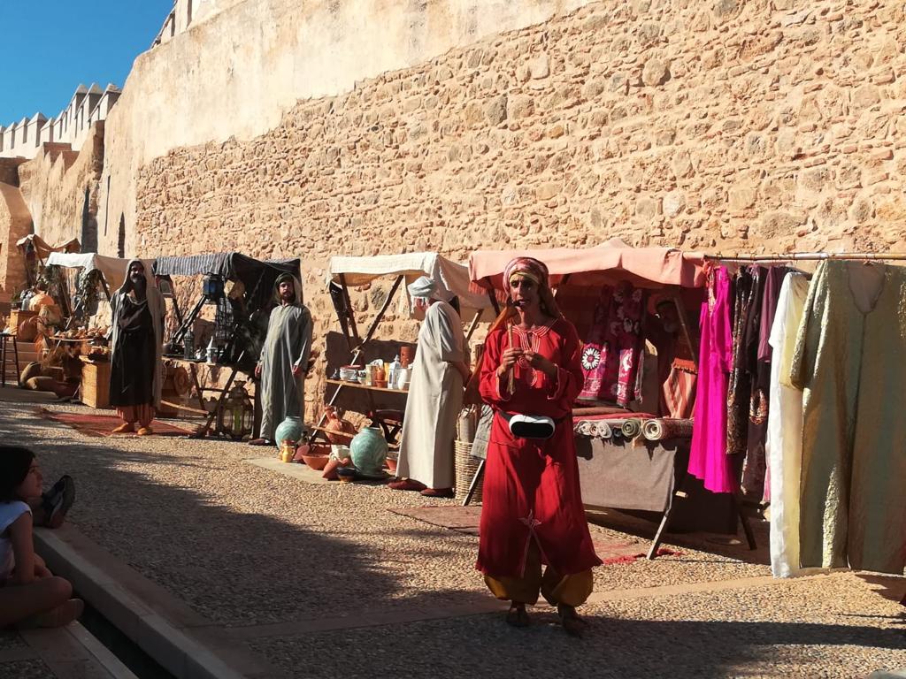 CEMyRI's tweet photo. Las evaluadoras del proyecto #CAMINA, pertenecientes al equipo del #CEMyRI, estuvieron todo este fin de semana en la actividad "La perla del zoco" en la Alcazaba, avanzando en el desarrollo del proyecto y recogiendo datos para conocer el impacto en la ciudad de Almería. https://t.co/Y2UCQEoCsa