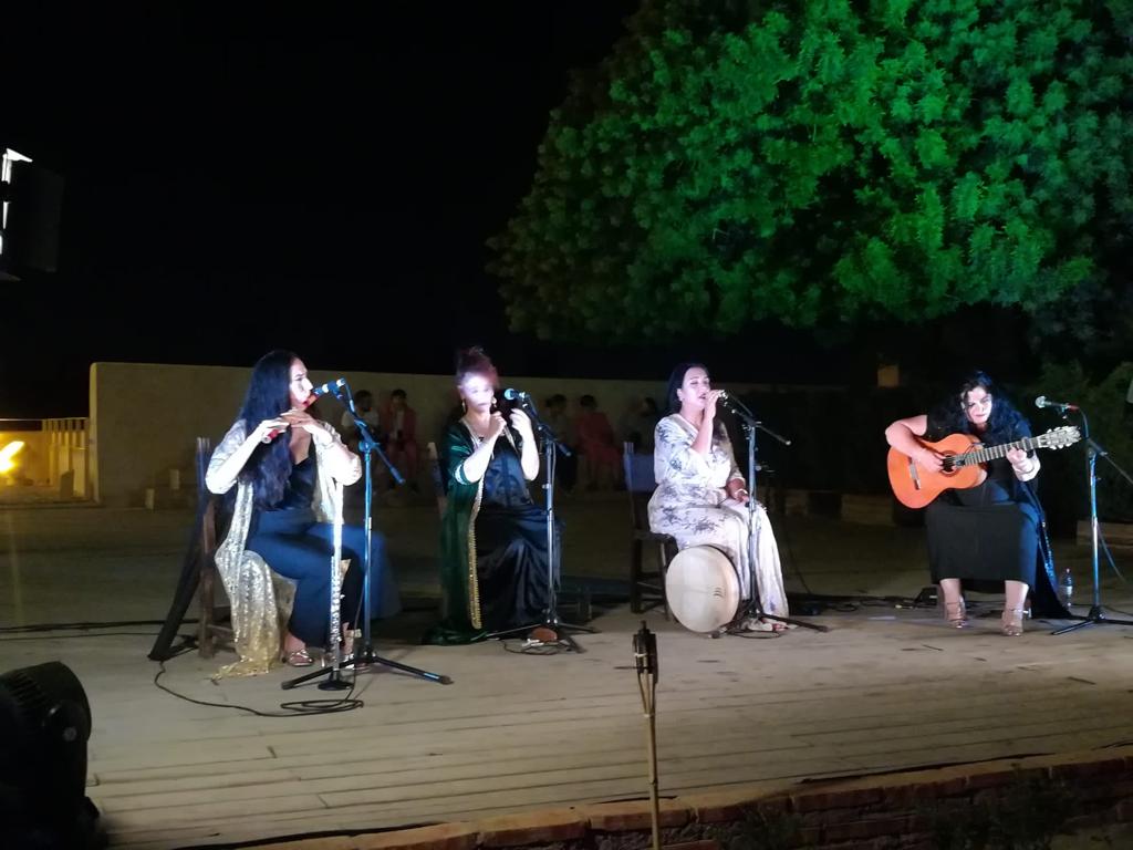 CEMyRI's tweet photo. Las evaluadoras del proyecto #CAMINA, pertenecientes al equipo del #CEMyRI, estuvieron todo este fin de semana en la actividad "La perla del zoco" en la Alcazaba, avanzando en el desarrollo del proyecto y recogiendo datos para conocer el impacto en la ciudad de Almería. https://t.co/Y2UCQEoCsa