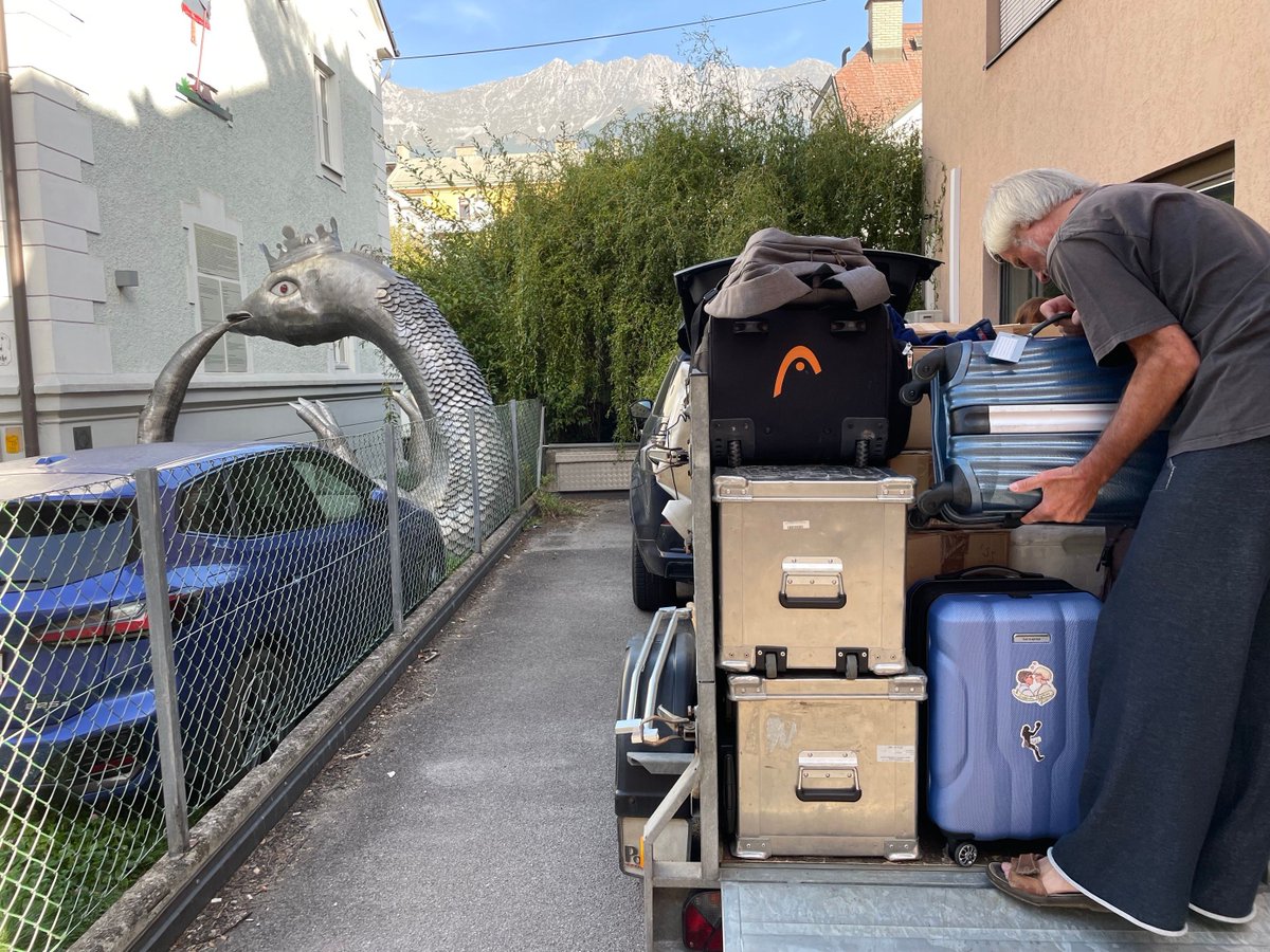 OroborosI's tweet photo. Over the weekend, we packed the trailer and headed to Schroecken to set up for this week’s #O2kWorkshop. We are eagerly awaiting the arrival of the participants and look forward to spending the week together. 
#bioenergetics #mitochondria #HighResolutionRespirometry https://t.co/0yAIvwH7wc
