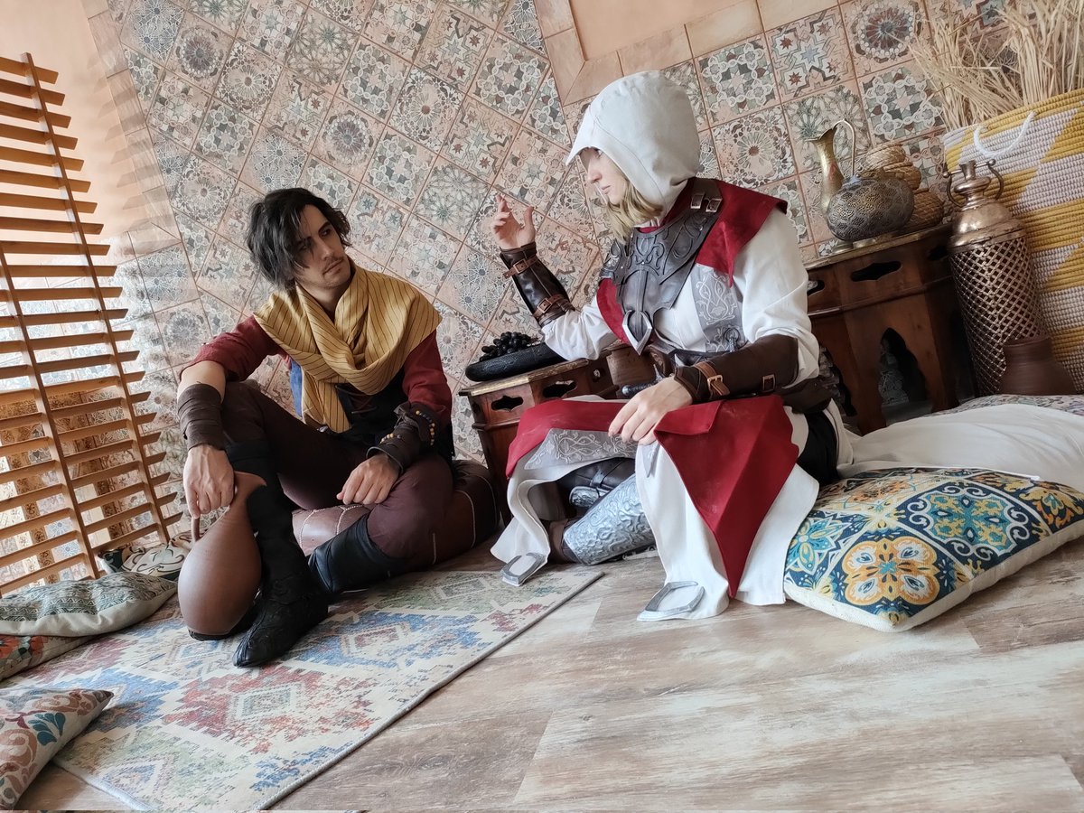 wrightbeatcos's tweet photo. Beware, there is a thief in the city of Baghdad now!
Yesterday we took a photoshoot of our new cosplay!
Young Basim by @Triger777
#WrightBeatCosplay
Gorgeous Roshan by our friend ArtistShadow (inst)
#AssassinsCreedMirage #UbisoftStarPlayers @assassinscreed https://t.co/2ppkhhnFcL