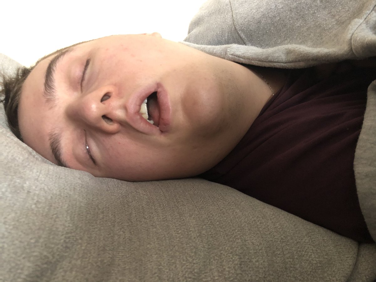 oNLY🇸🇰 tweet media