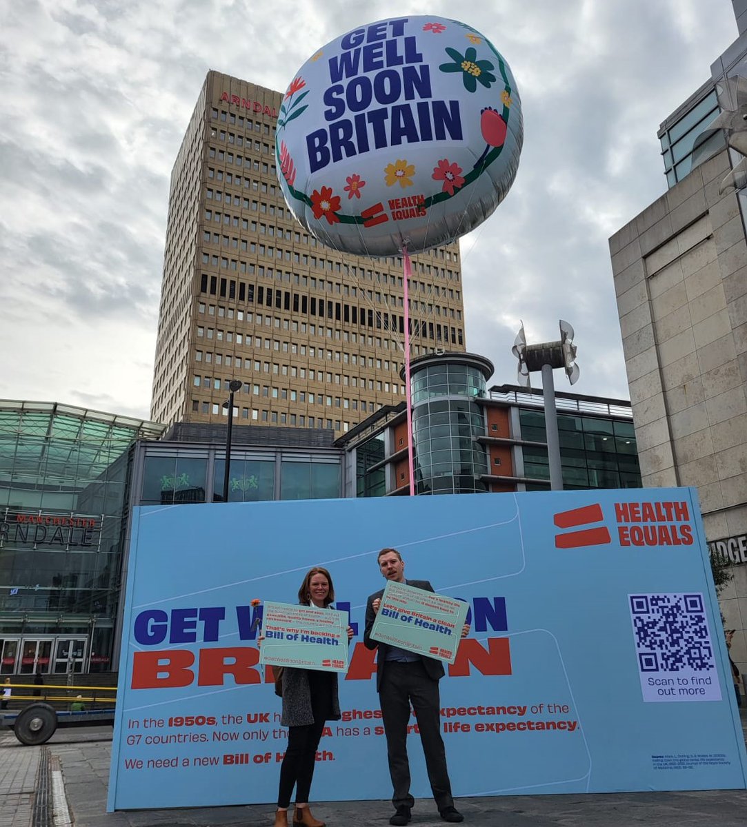 Food_Foundation's tweet photo. We're proud to be members of @health_equals and support their #GetWellSoonBritain campaign in person at #ExchangeSquare in #Manchester!
It calls on the Government to introduce a Bill of Health to reduce growing health inequalities.
Find out more: https://t.co/nPC1vbsKkb #ToryPartyConference #CPC23