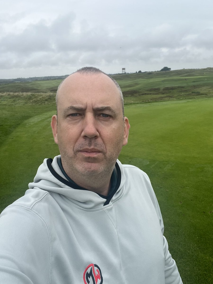 markwil147's tweet photo. The British champ is on the fairways 😎😎😎😎😎😎 https://t.co/cOBA5cGyuS