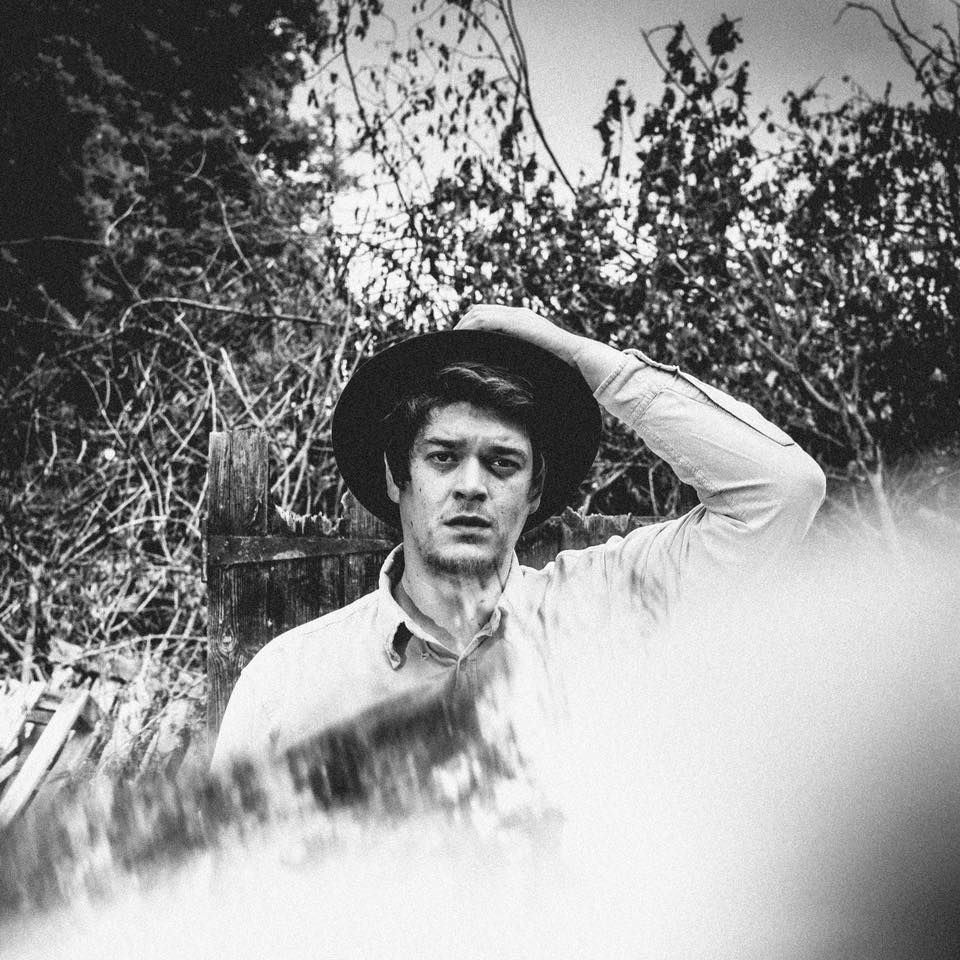 .<a href="/IchabodWolf/">Ichabod Wolf</a> on the radio again! Poet &amp; genuinely lovely person <a href="/HelenMort/">Helen Mort</a> suggested <a href="/themarkrad/">Mark Radcliffe</a> &amp; <a href="/StuartMaconie/">Stuart Maconie</a> give Painted Horses a spin on <a href="/BBC6Music/">BBC Radio 6 Music</a> &amp; they call it "gorgeous" — true!

Listen here, with Helen's interview starting 37 mins in. 
bbc.co.uk/sounds/play/m0…