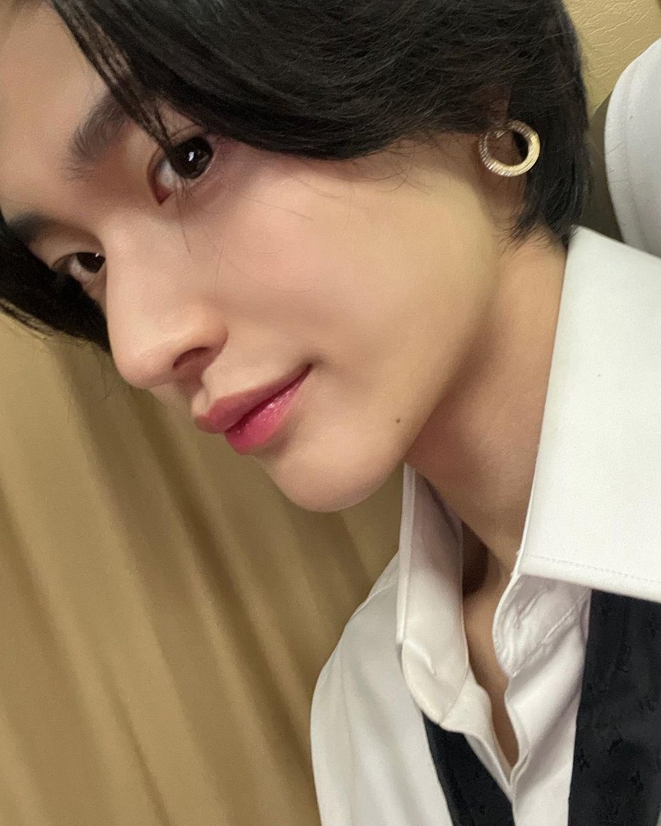 riizefolder's tweet image. riize_official instagram post update with wonbin