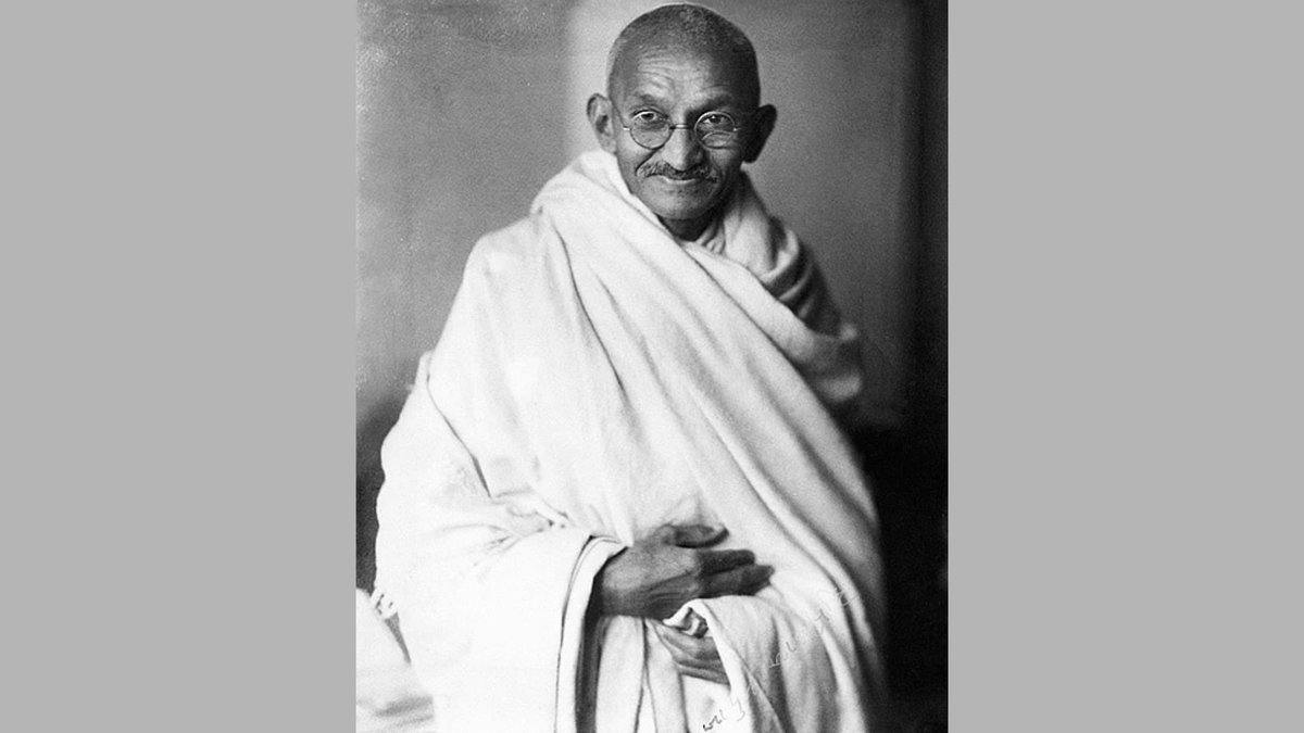 Commemorating #GandhiJayanti . I wrote an article merging Gandhi's principles with #Jugaad &amp; #Frugalinnovation: 
🌿 Charkha's symbolism 
🌱 Grassroots vision from Champaran 
☀️ 'Swaraj' inspiring modern Self-reliance linkedin.com/pulse/gandhian…
