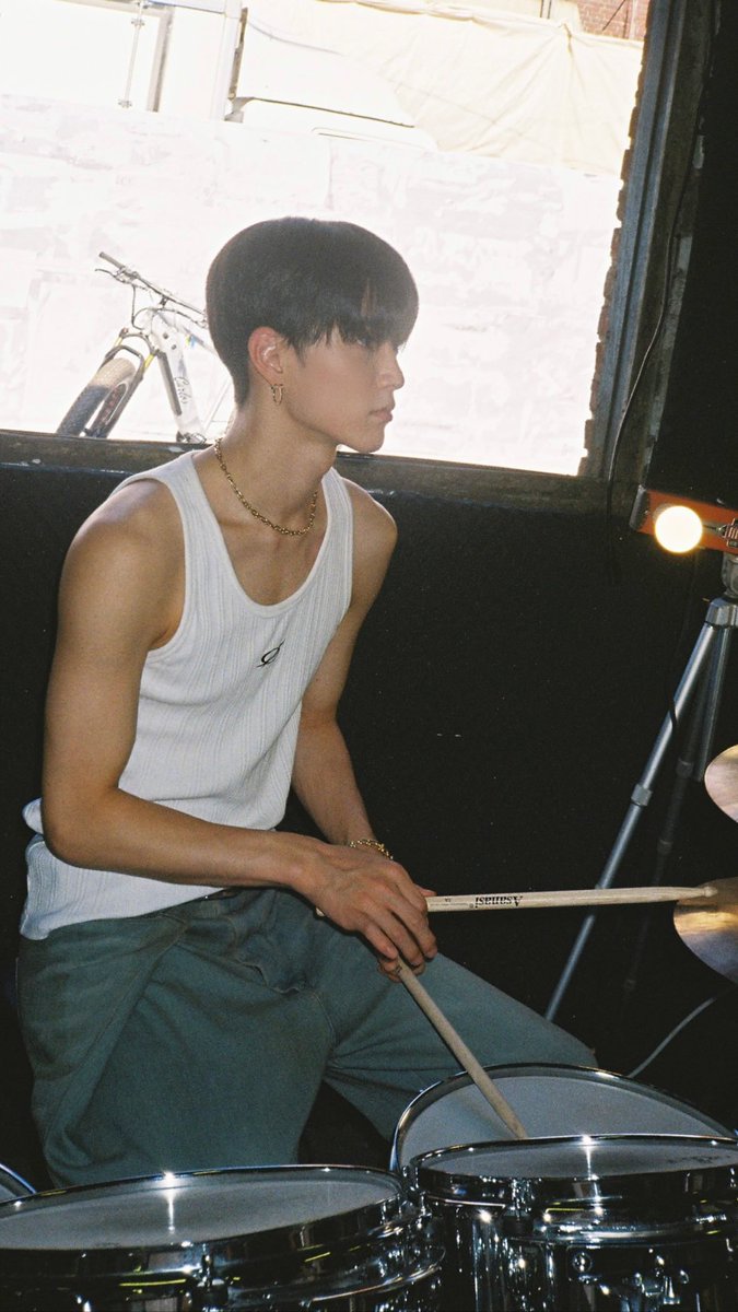 riizefolder's tweet image. SEUNGHAN AND WONBIN FROM RIIZE 🥵