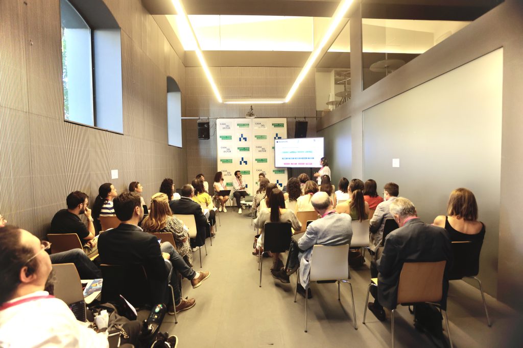 foro_demos's tweet photo. Igualdad, innovación, cooperación, inversión responsable...
En las sesiones paralelas de #DEMOS2023 reflexionamos sobre algunos grandes temas del sector fundacional.
¡Gracias a todos/as los que participasteis en alguna de ellas! https://t.co/oh7jiy8Qwf