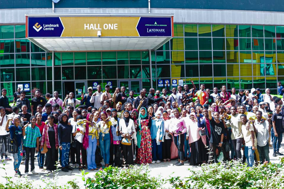 thedemola_'s tweet photo. Team LASU @technextdotng
#TNC2023 #tnc3 #TechnextCoinference2023 https://t.co/2p6HC273dX