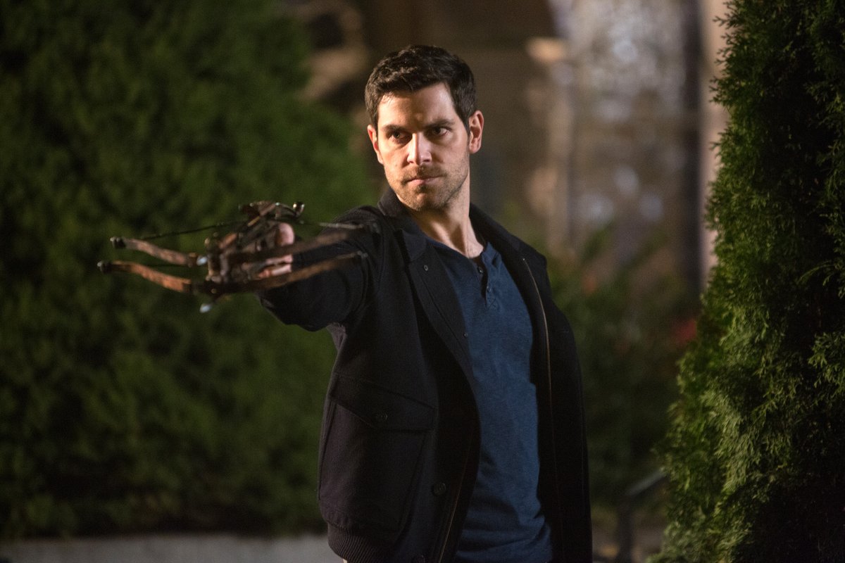 UniversalSerie's tweet photo. Blutbad, Zauberbiest, Fuchsbau... Quelles sont vos créatures préférées de #Grimm ? 👀 https://t.co/1TGkAqbwcC