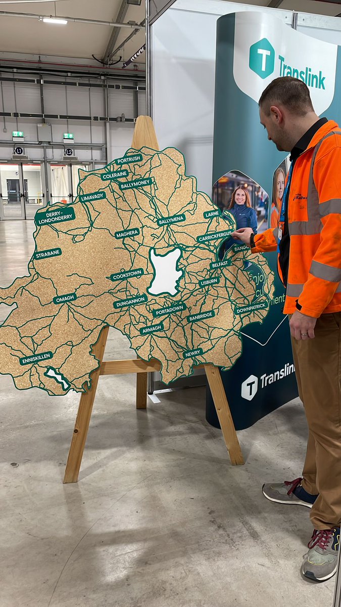 Translink_NI's tweet photo. Translink are exhibiting @schoolsummitNI! 
Come meet the Team at #stand2 @EikonExhibition to discuss your future Career opportunities
#engineering
#apprenticeship
#graduates 
#schoolsummitni #EducationNI https://t.co/LBaKoFLlbr