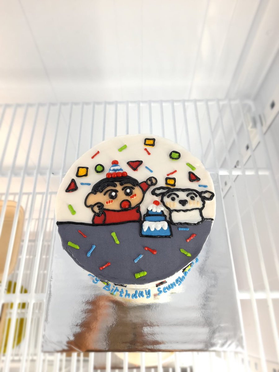 miescopijn's tweet photo. GUYS CAKE SHINCHANNYA SEUNGHAN BARU JADI😭 https://t.co/2dqEUF8uoz