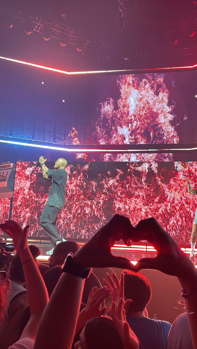 Zénith de Pau tweet media