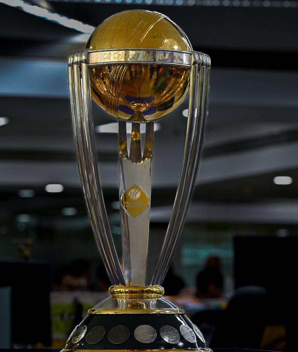 _FaridKhan's tweet photo. Which four teams will reach the World Cup semifinals? ❤️
Jis ki prediction theek huwi, uske liye aik mast surprise hoga 🔥🔥 #CWC23 #WorldCup2023 https://t.co/SpmtvSetrW