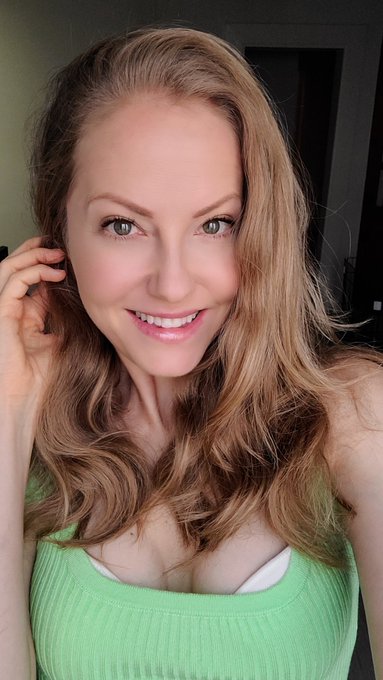 JOIN NOW❣️😍🩷 ➡️➡️➡️https://t.co/JKc945IXX1 https://t.co/Y5YISowXL5