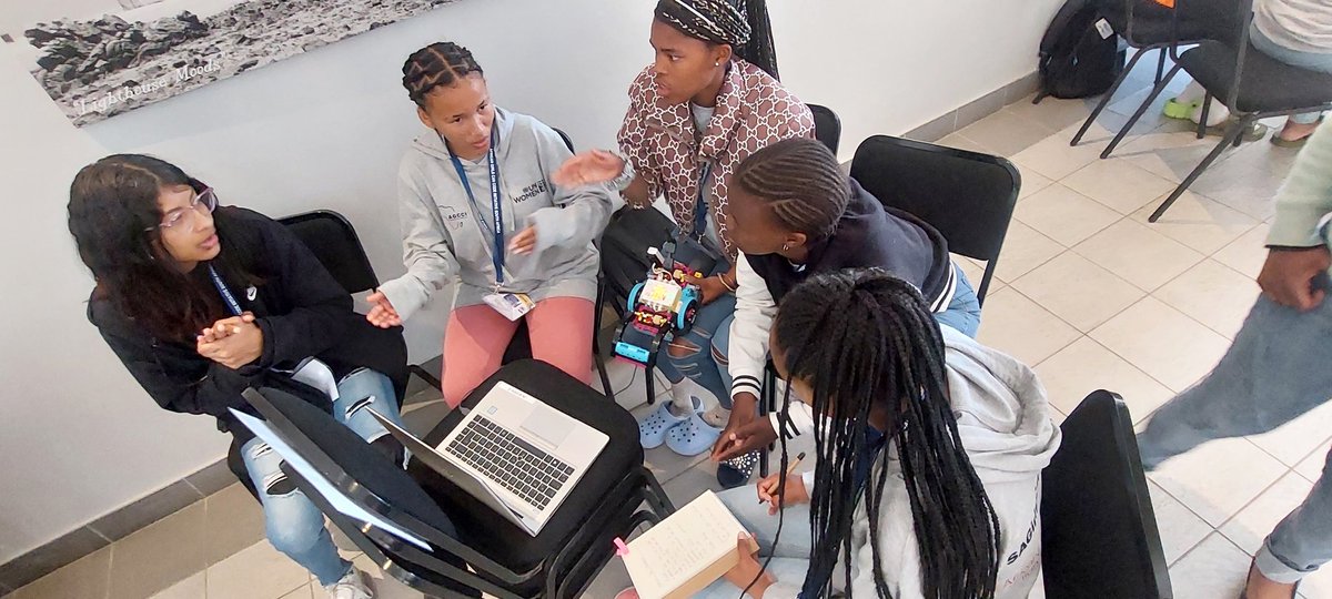 DBE_SA's tweet photo. The girls are not only trained to become programmers but are also equipped with personal development skills and tools to empower them to confidently voice out their opinions in team settings.
#AfricanGirlsCanCodeInitiative #DBE_CodingAndRobotics https://t.co/0rV6PdgtoN