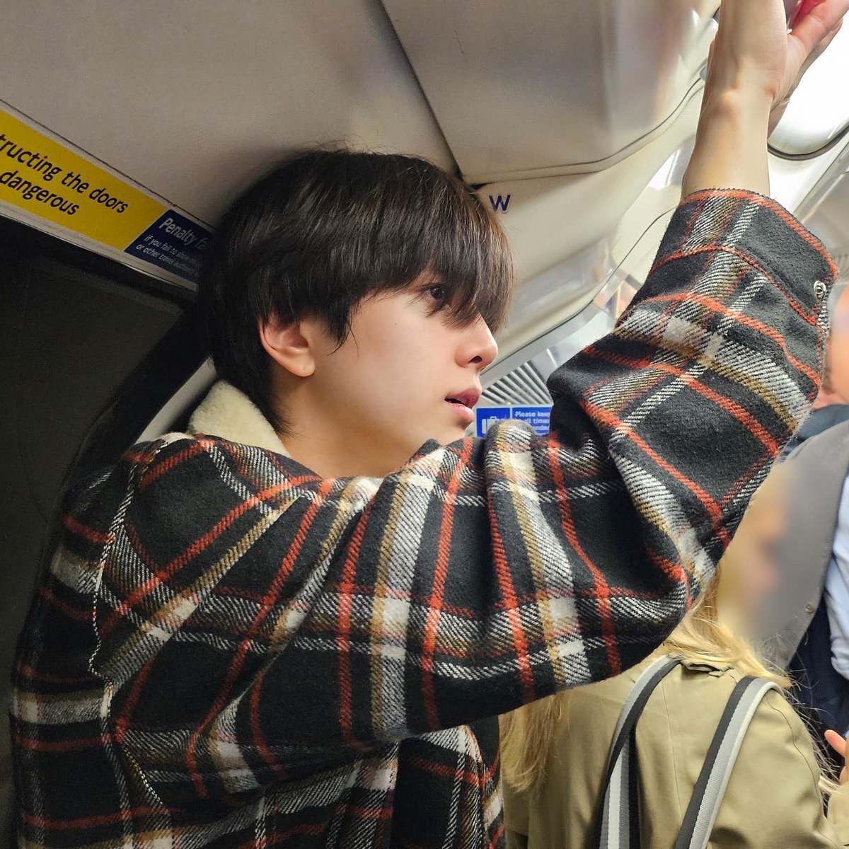 adoriesble's tweet photo. AKU SAYANG BGT SM DIA :( https://t.co/Wbg6OBCbmD