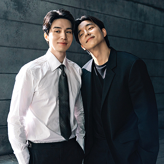 hooneychicken's tweet photo. the dads                                          the son https://t.co/OGMHyrxAtM
