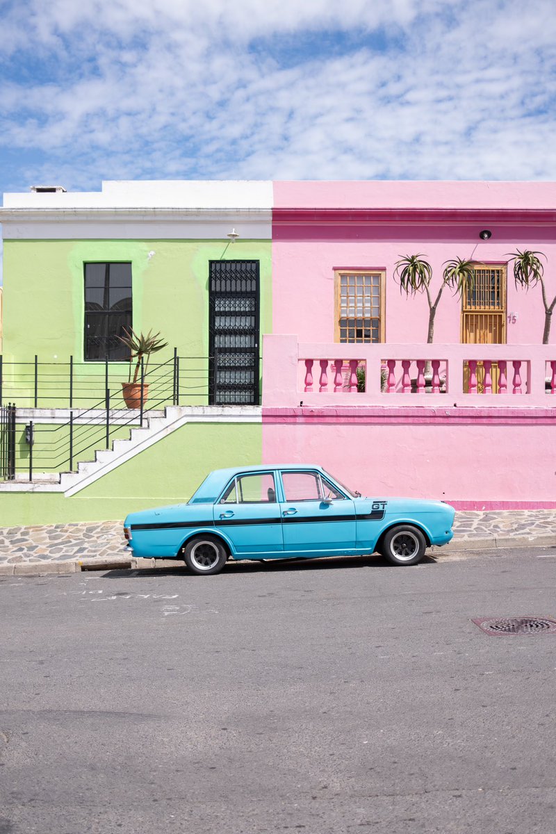 Wes Anderson scene in Bo Kaap, Cape Town South Africa 🇿🇦 🚙