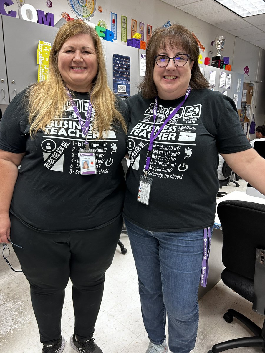 BellEastDECA's tweet photo. Twin day! Spirit Week! https://t.co/yrjYHrXrmc