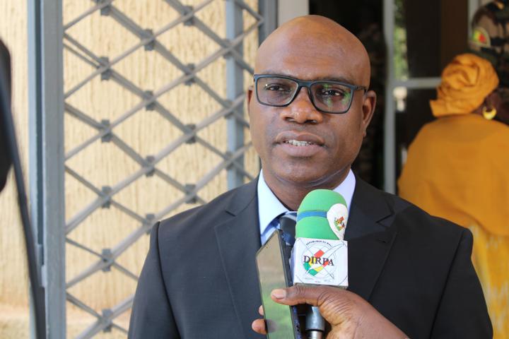 La CNDH condamne avec la dernière rigueur les attaques odieuses et ignobles contre les populations civiles et les Forces Armées Maliennes (FAMa) dont les plus récentes ont lieu à Dioura et à Bamba.