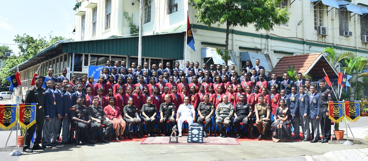 Def_PRO_Chennai's tweet photo. Felicitation ceremony for NCC Cadets @NCCDte_TNPAN conducted at Hq-Chennai, which participated in the All India Thal Sainik Camp at New Delhi (Sep 19-30). Team had performed brilliantly to win 39 Medals including 04 Individual medals in Service Shooting and Obstacle Course. https://t.co/YhKq9uEEf2