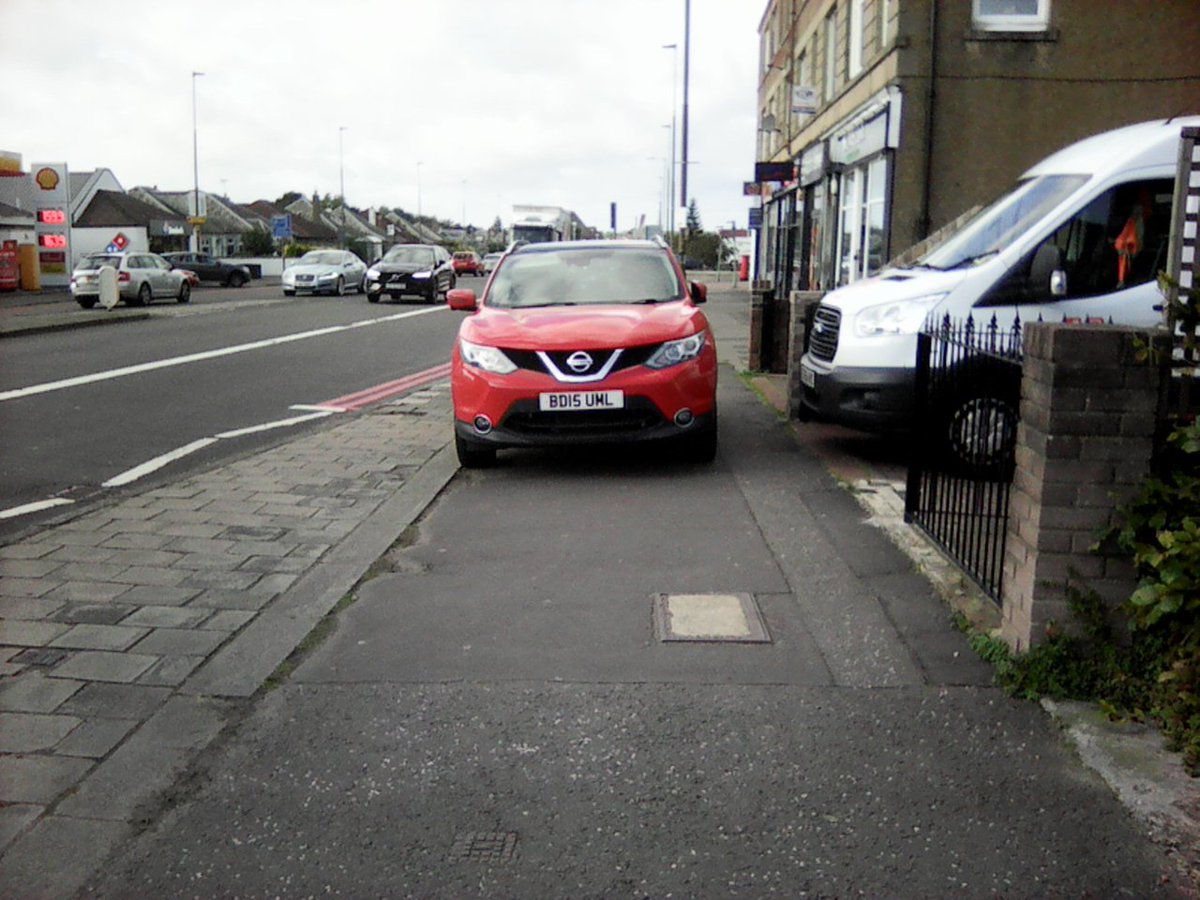CitizenSnagging's tweet photo. Glasgow Road EH12 11:11 02-10-23 #BD15UML #PavementParking #badparking #worstdrivers #PavementsForPeople @SWDMedia @gdcampaigns @yplac_ed @BlatantWatch @MerseyRoads @CorstorphineCC @LivingStreetsEd https://t.co/vPI81tjj25