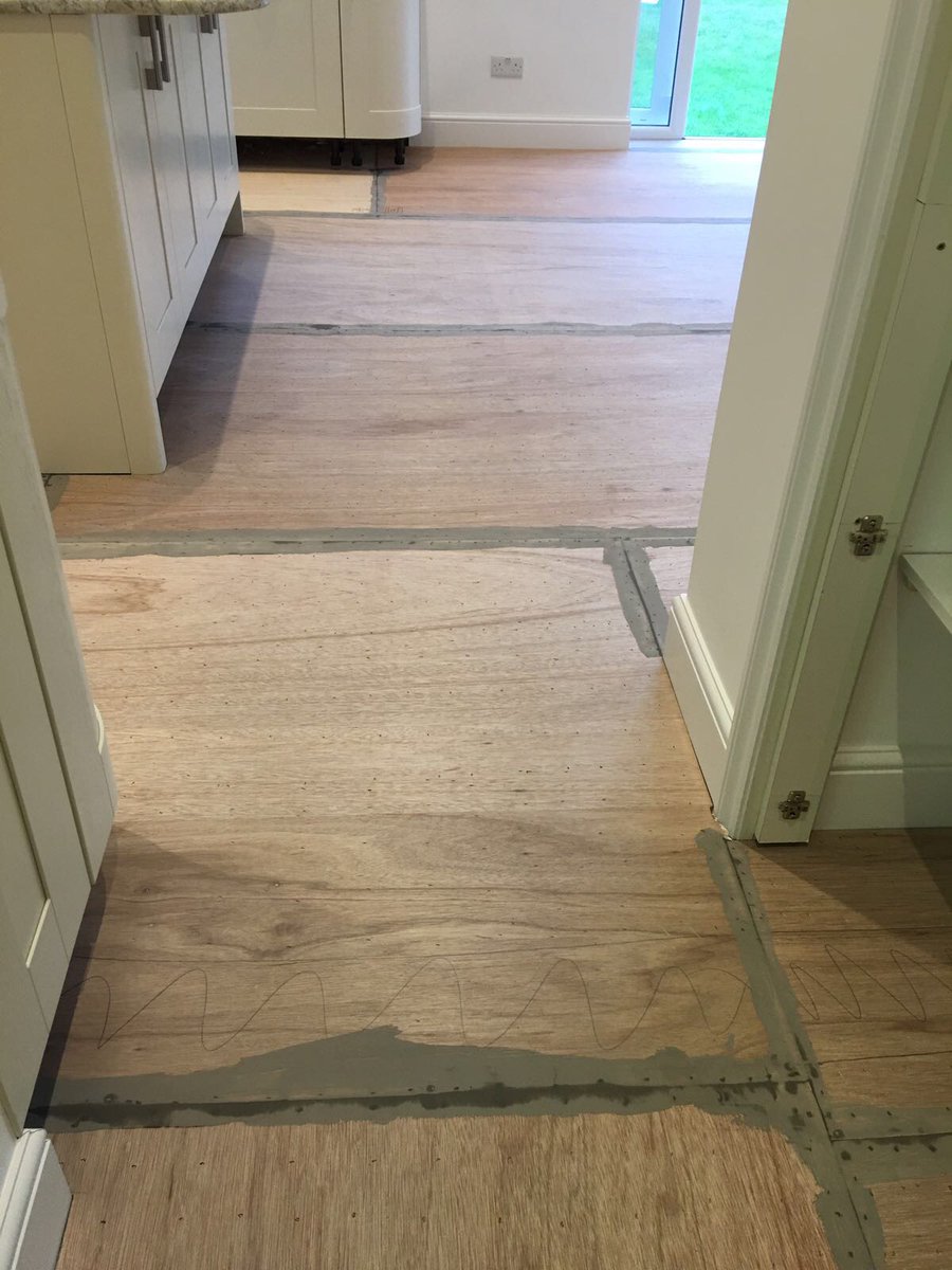 CarpetsInfo's tweet photo. A perfect installation all starts with the floor preparation. https://t.co/WpSYexphMb https://t.co/6JofjrIlIG