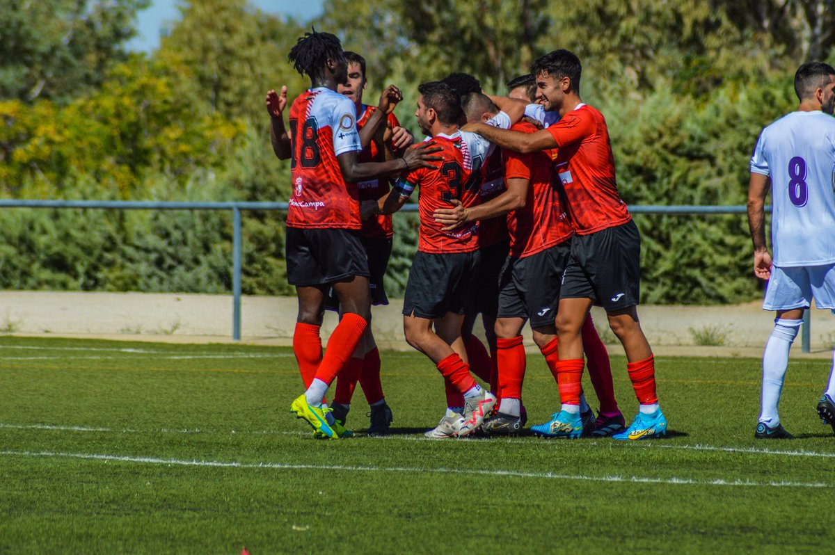 CFCAMPANARIO's tweet photo. ESTE EQUIPO NO SE RINDE ❤️🤍 https://t.co/Bim9rbR6o5