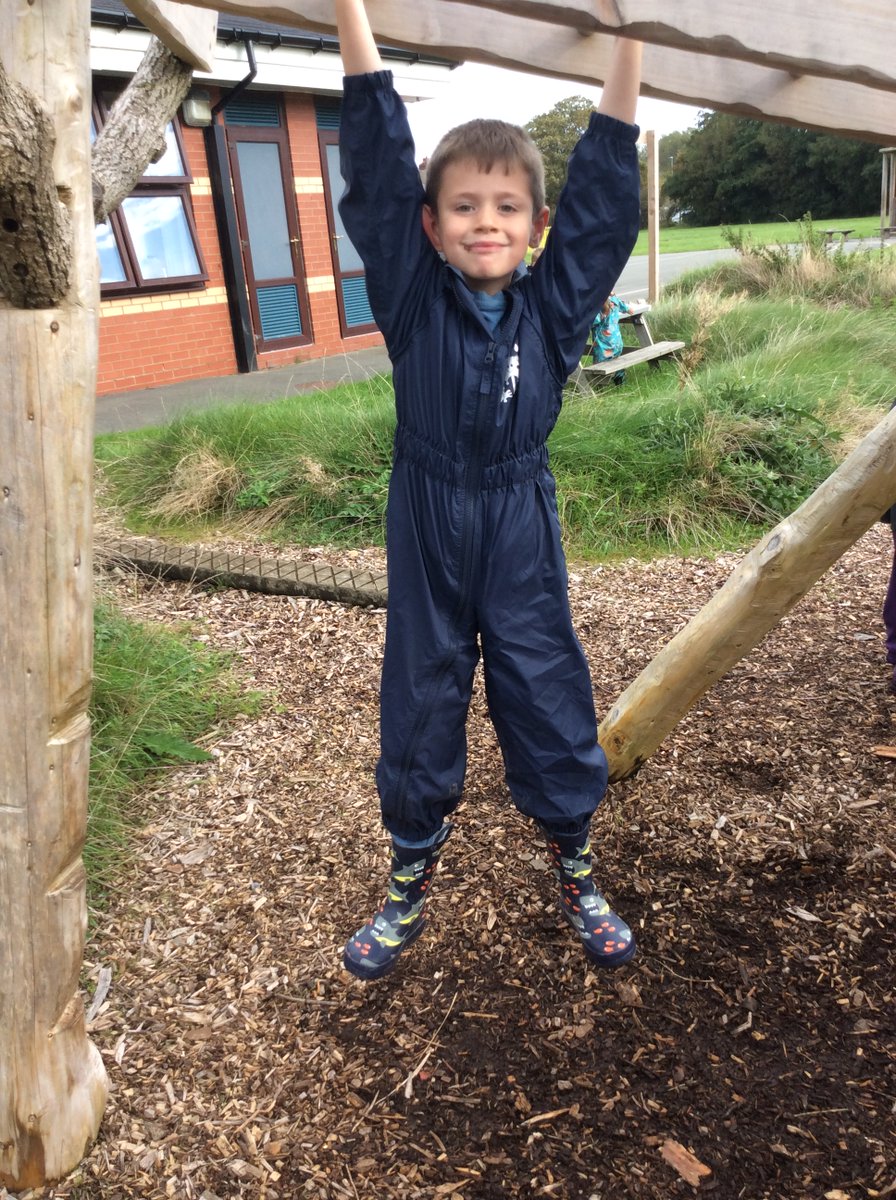 TPS1914's tweet photo. Another busy week in Forest School with art, bush craft, PSHE, science, geography and PE all being taught outside #ForestSchool https://t.co/VdaCpy0SFI