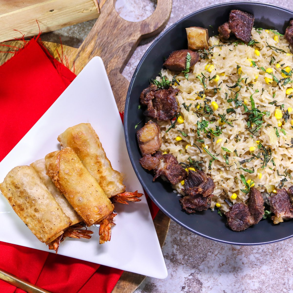 AfternoonChat's tweet photo. It’s Chef Linda Mazibuko vs Chef Rebecca Olorunnisola for this round of the #Excella Young Chef Cook-Off! 🔥  

Whose dish is your favourite?  

Find their full recipes on https://t.co/OsmJ1BWq9v #MealsMadeExcellent #AfternoonExpress https://t.co/1zy67rUBbo