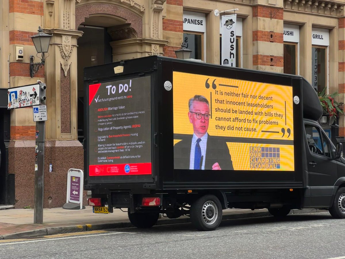 PMA_Outdoor's tweet photo. We're at the #CPC23 again today supporting @NLC_2019 &amp; their campaign to #abolishleasehold getting the message out right in the city!! #impact #nlcvan #leaseholdscandal https://t.co/35kgHPQh9n