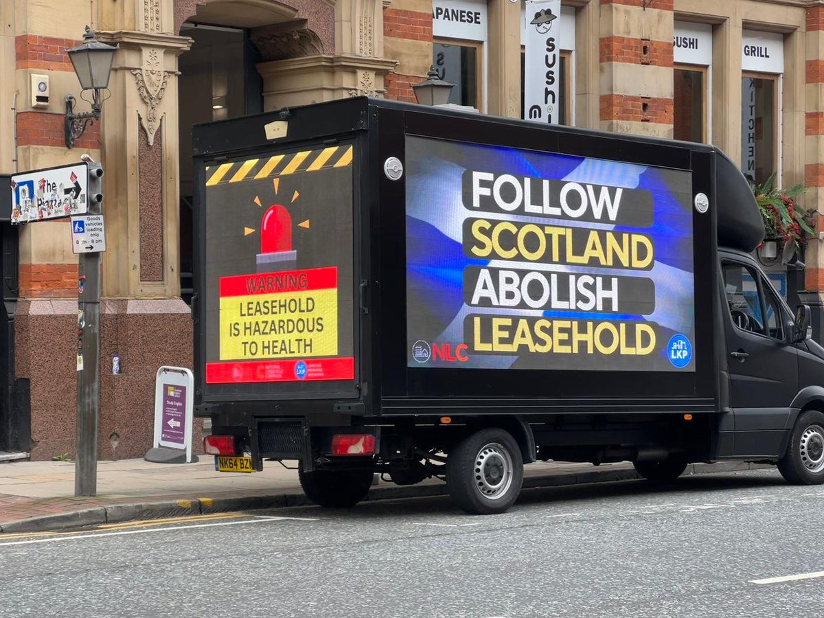 PMA_Outdoor's tweet photo. We're at the #CPC23 again today supporting @NLC_2019 &amp; their campaign to #abolishleasehold getting the message out right in the city!! #impact #nlcvan #leaseholdscandal https://t.co/35kgHPQh9n
