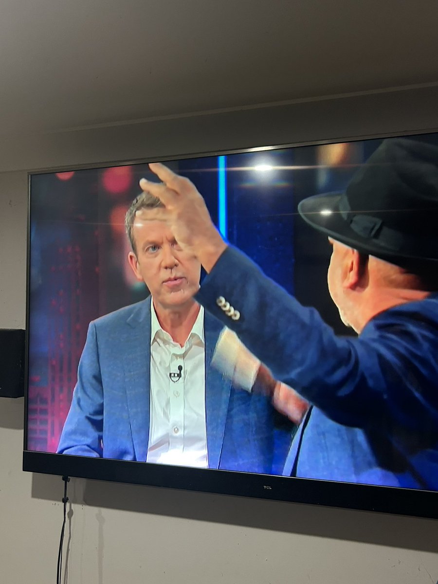 josiegirl62's tweet image. Dan Tehan seriously getting schooled by Noel Pearson on how parliament works. #qanda 

Noel, you are a treasure
🔥🔥🔥