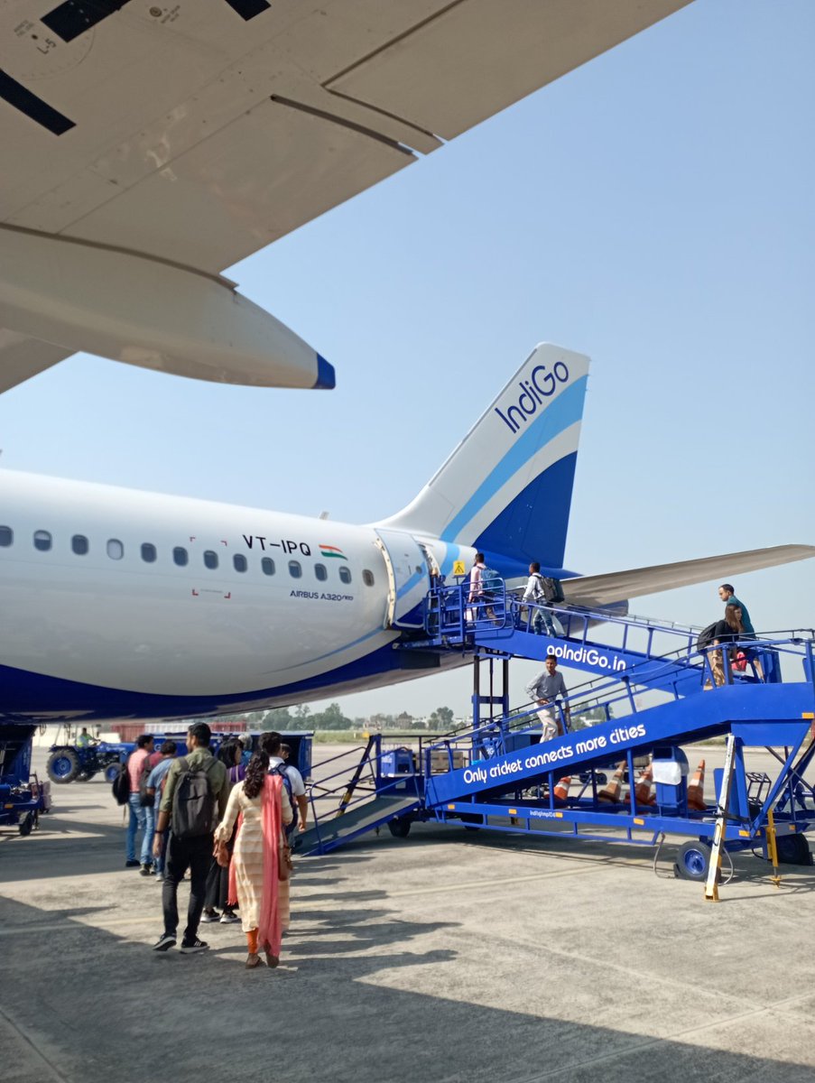 apuravsharma09's tweet photo. Had a Wonderful experience onboard IndiGO's A320neo registered VT-IPQ from IXJ to DEL. 
(Ps: send my regards to AASHIMA, one of the crew) 
@IndiGo6E #indiabyindigo
#2ndflight https://t.co/nQvD1hEx5s