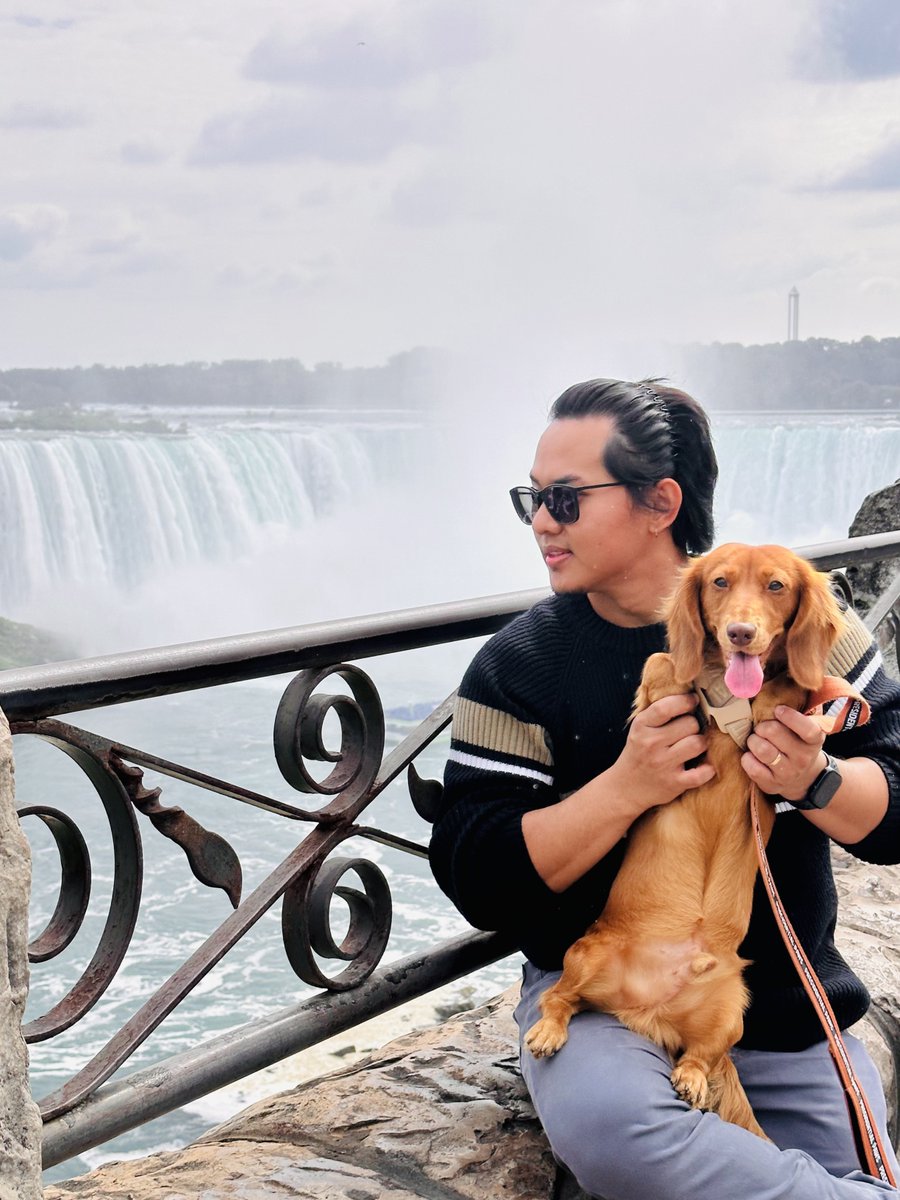 Conestoga_Inter's tweet photo. "Education in Canada is all worth it 💎. I know that Conestoga will make me a better professional after I finish my program" (John, Philippines 🇵🇭, Applied Energy Management in Renewable Energy)
#StudentLife #ExploreCanada #InternationStudent https://t.co/hIiHHsI3gt