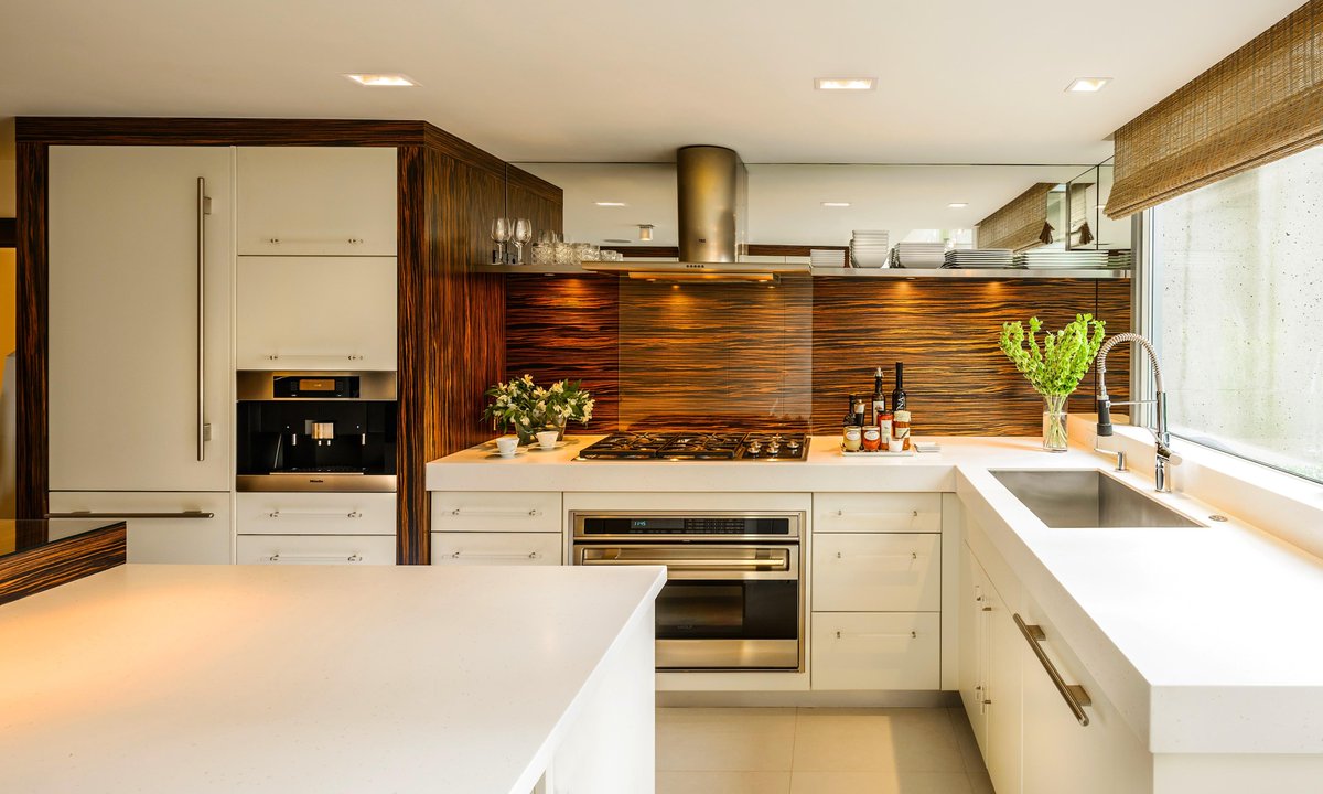 RemodelingLos's tweet photo. Make your LA abode a true reflection of you with Stark Remodeling Los Angeles.
Every corner speaks of your style. 🏰🎨
Call us at 818-231-7949. 📞
#ReflectYourStyle #DesignsForYou https://t.co/z3ZafoipXt