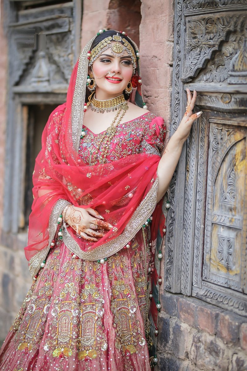 NisaSplendour's tweet photo. (025) Nisa Splendour
ہیوی جیولری کیساتھ اہنی مرضی سے نساء سپلینڈر سے تیار ہوں۔
Choose Your Bridal Beauty at Nisa Splendour
0333 5676080
Every bride wants to look her best on her big day, and at Nisa Splendour Beauty Parlor. https://t.co/1NEqySP9Nc