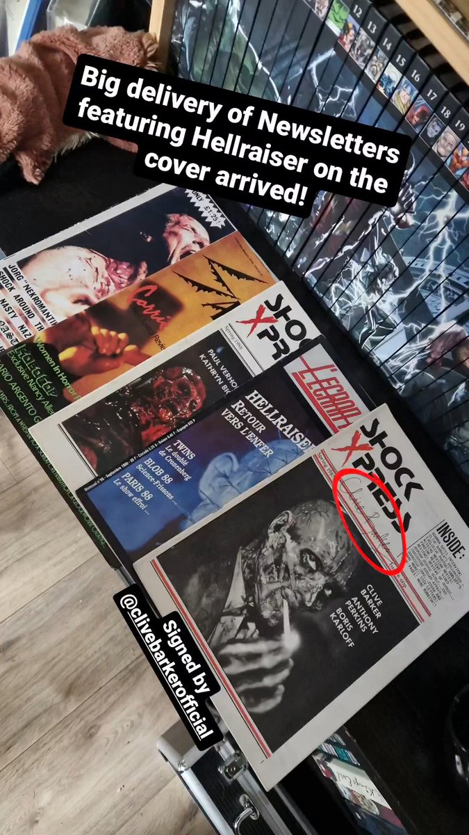 Akroview's tweet image. In my quest to acquire all newsletters on @philandsarah's website I can scratch another 5 off my list!

In The Flesh - 1989 
Samhain - 1988 
Shock Xpress - 1987 (Signed by @RealCliveBarker) 
Shock Xpress - 1988 
L'Ecran Fantastique - 1988

#hellraiser #collection #museum #horror